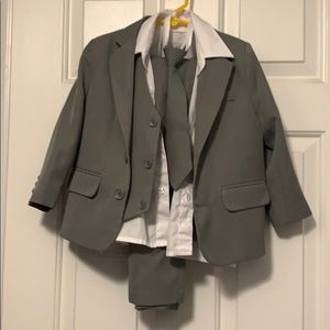 Little boys 4T gray suit